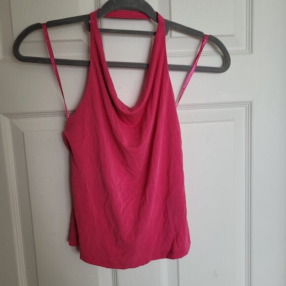 Hot pink cropped halter top - Picture 5 of 8